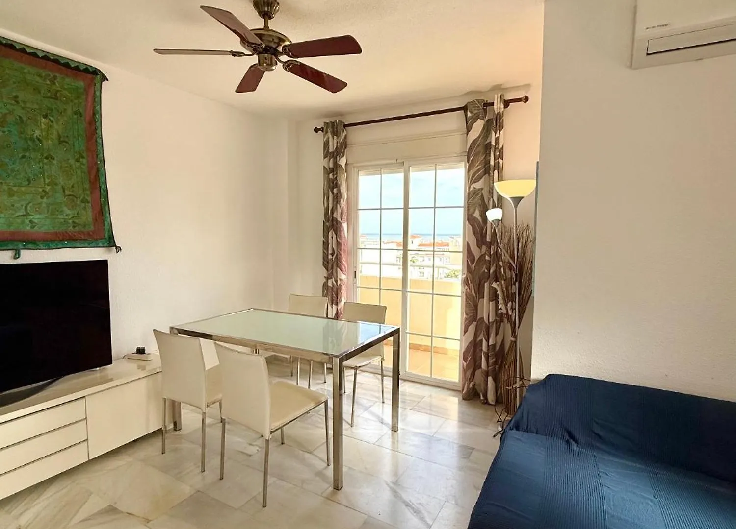 Apartment Sun & Beach - Swimming Pool - Parking - Carihuela Torremolinos