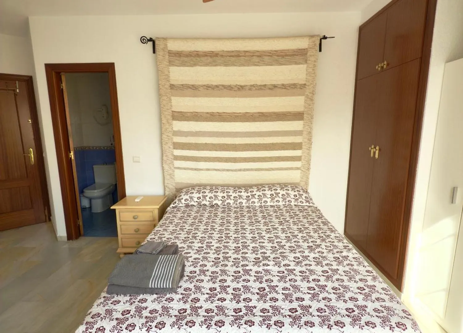 Sun & Beach - Swimming Pool - Parking - Carihuela Torremolinos Apartment